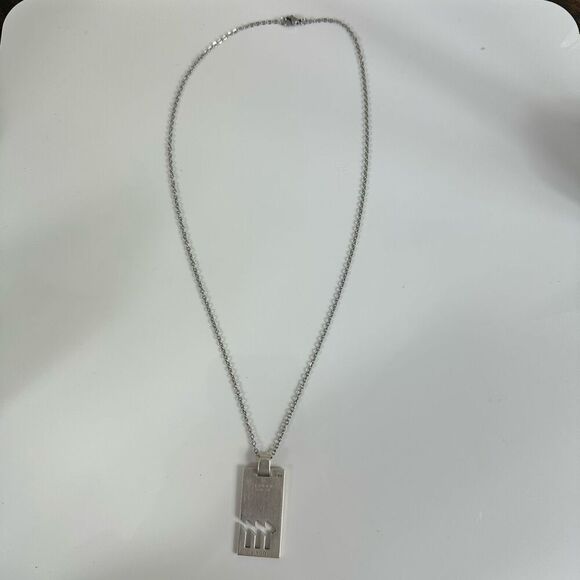 Gucci Virgo Horoscope Pendant 20” Necklace Sterling Silver With Box - Picture 5 of 9